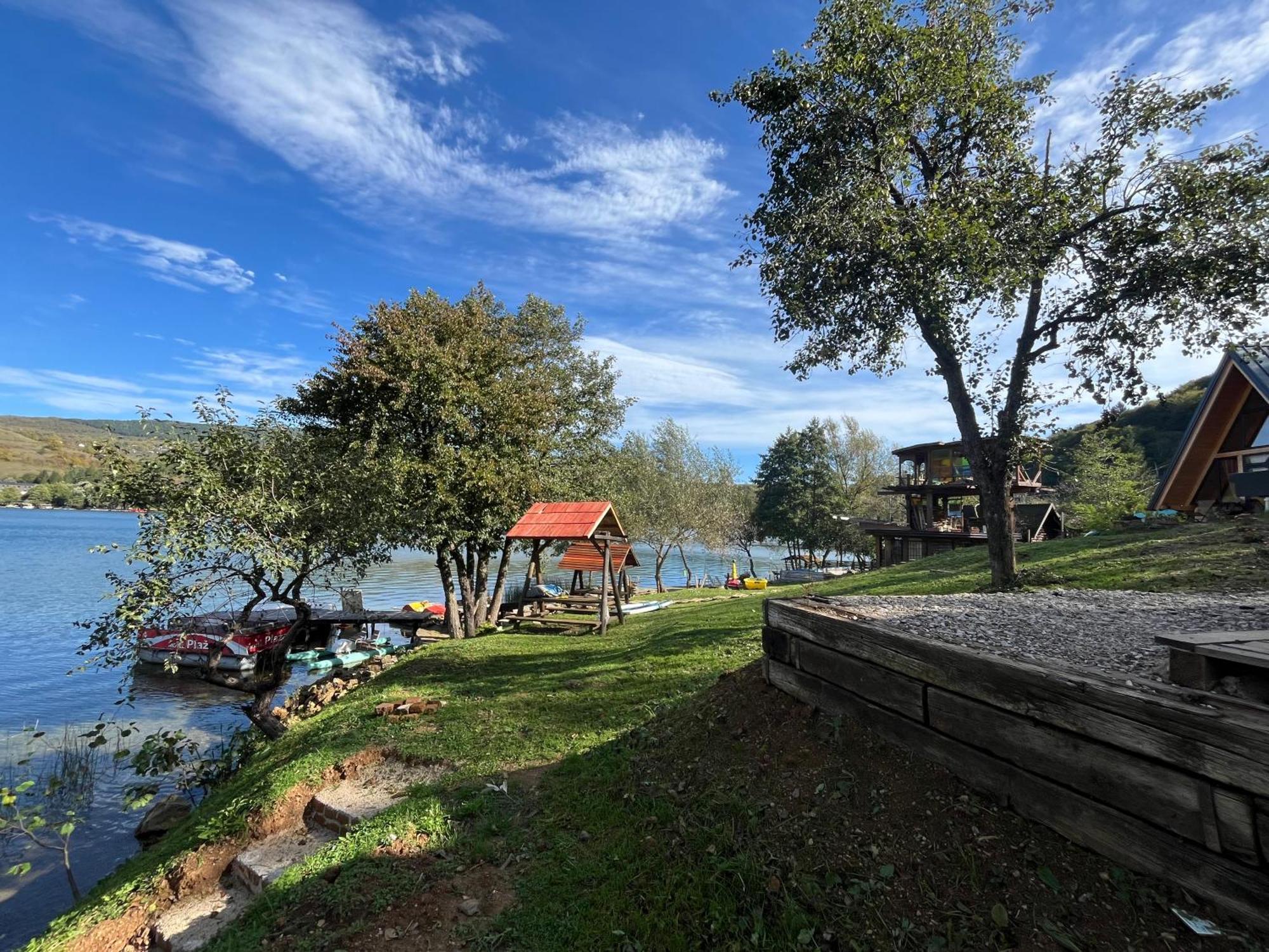 Vikendica - Rajski Poluotok Яйце Экстерьер фото